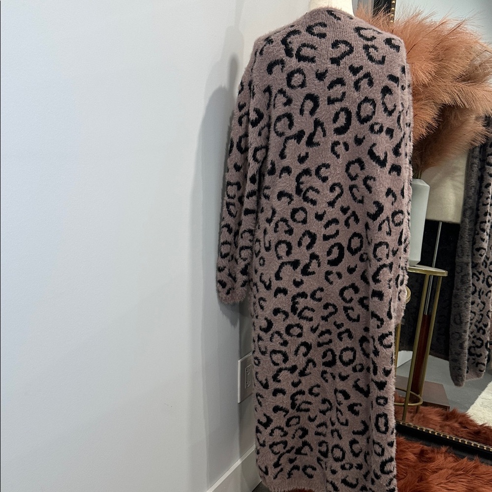 Entro Leopard Patterned Long Cardigan - Picture 5 of 6